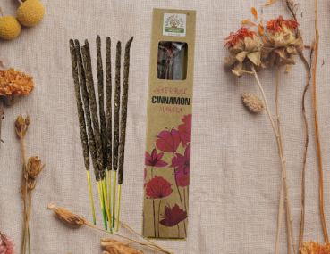 Natürliche Räucherstäbchen Zimt